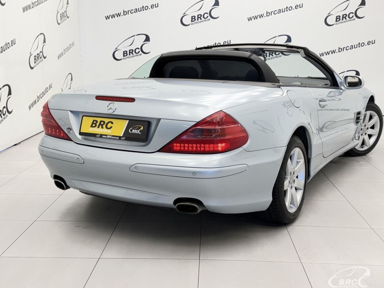 Mercedes-Benz SL350 | 38