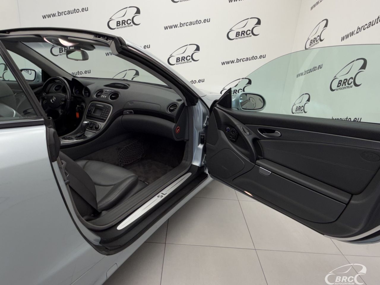 Mercedes-Benz SL350 | 9