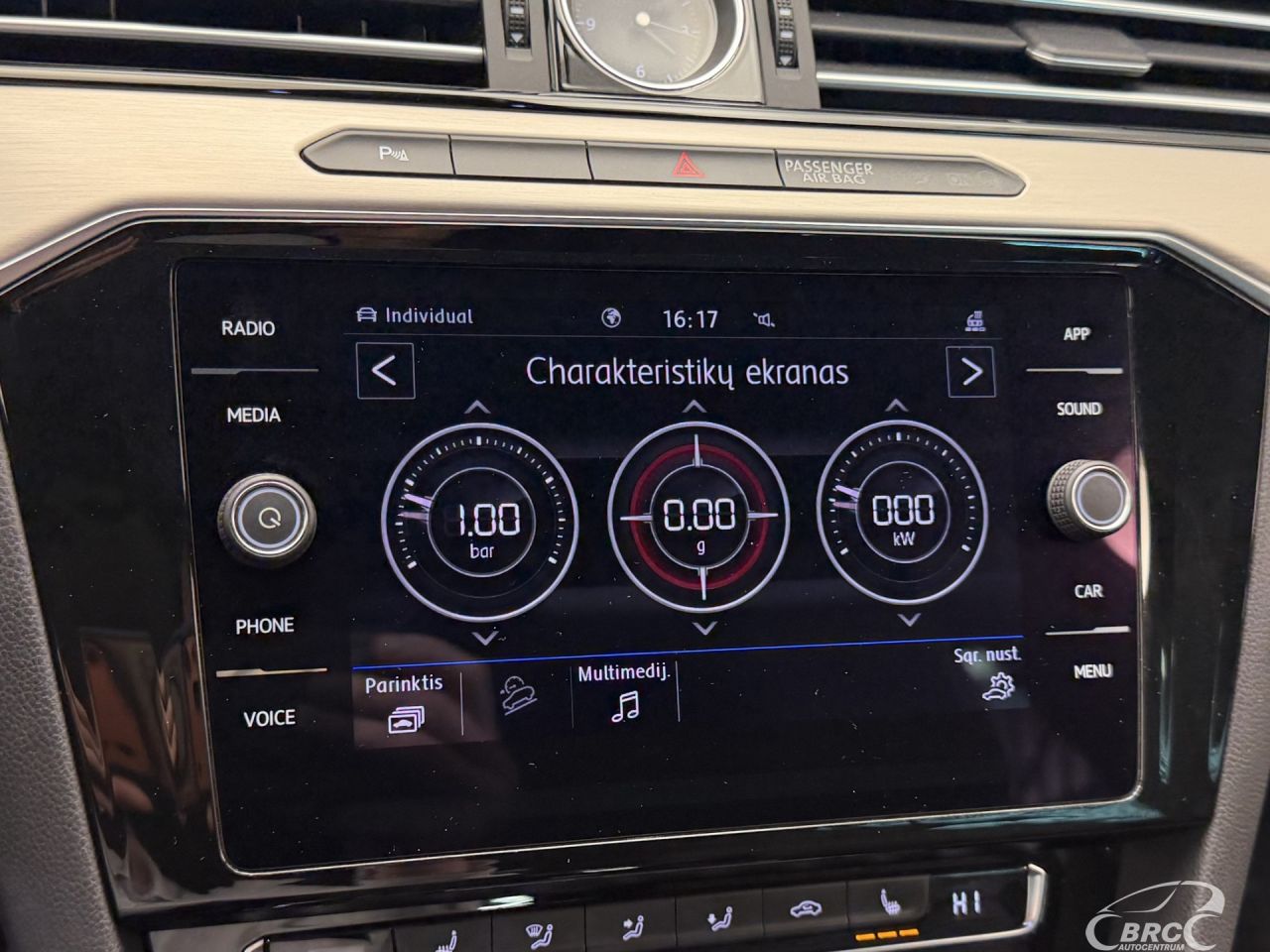 Volkswagen Passat | 79