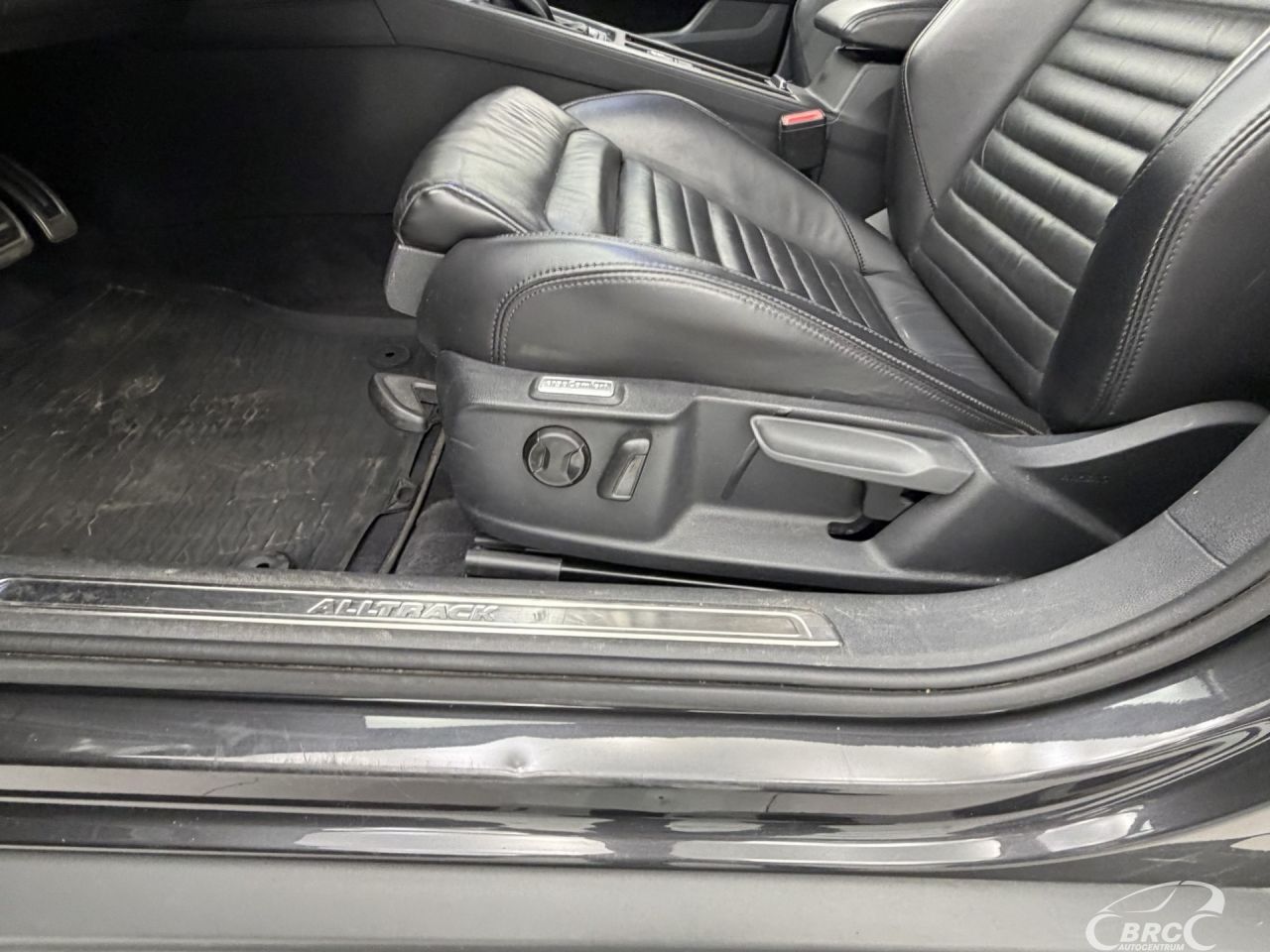 Volkswagen Passat | 42