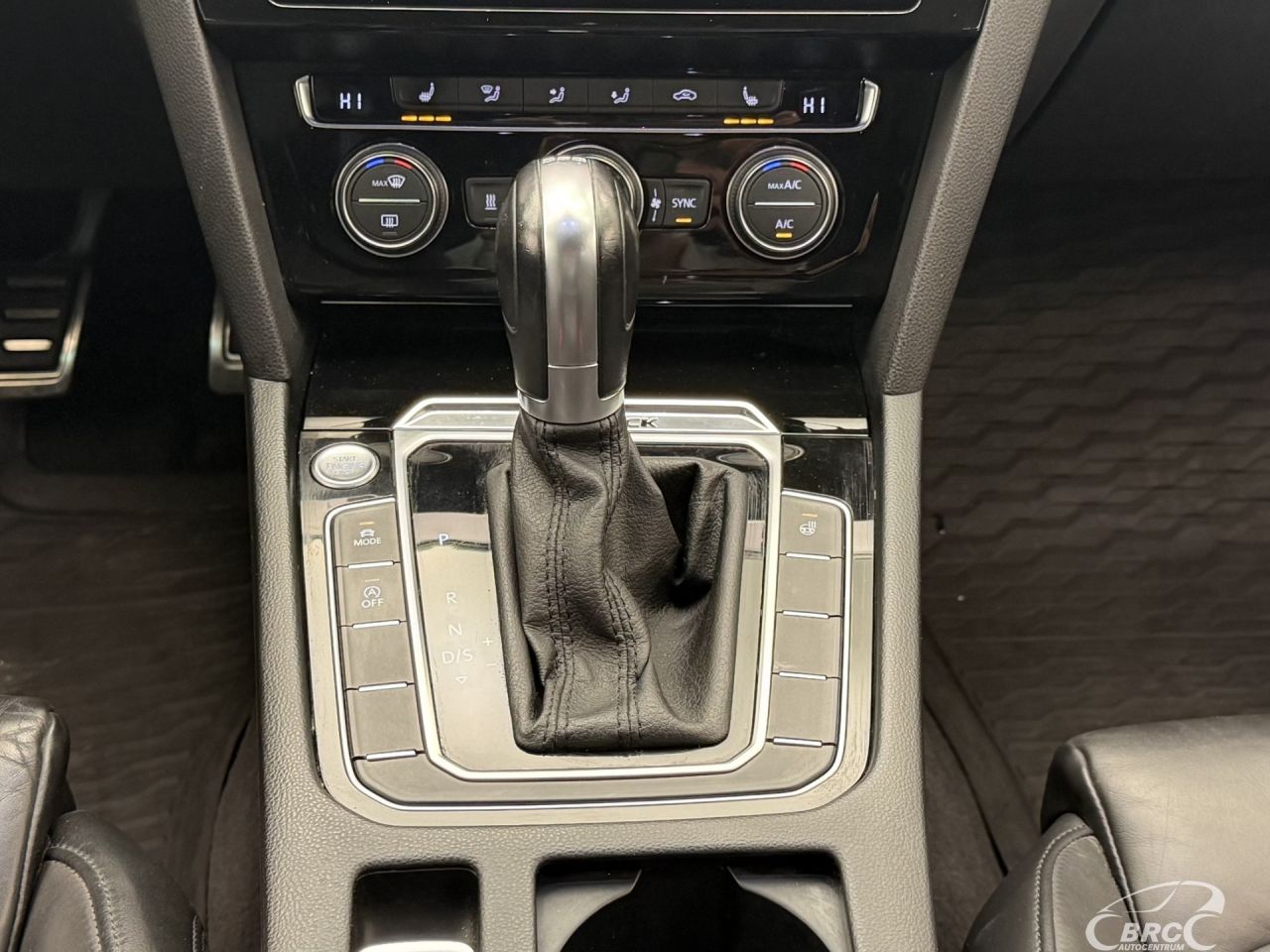 Volkswagen Passat | 34