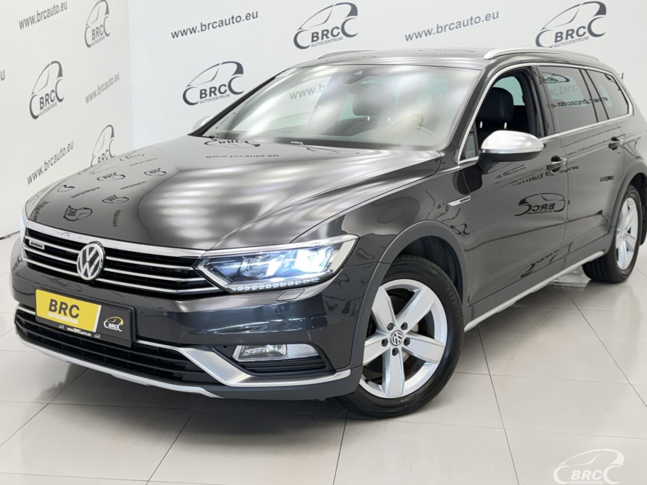 Volkswagen Passat | 100
