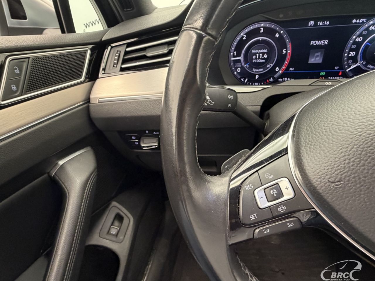 Volkswagen Passat | 66