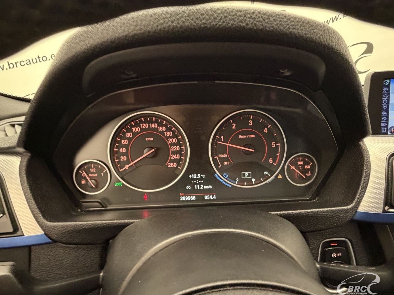 BMW 320 | 29
