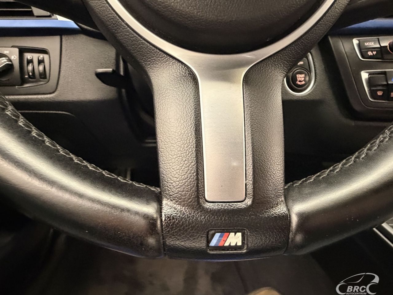 BMW 320 | 30