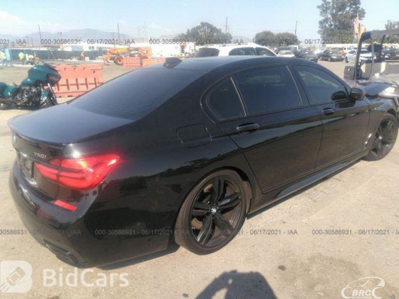 BMW 750 | 67