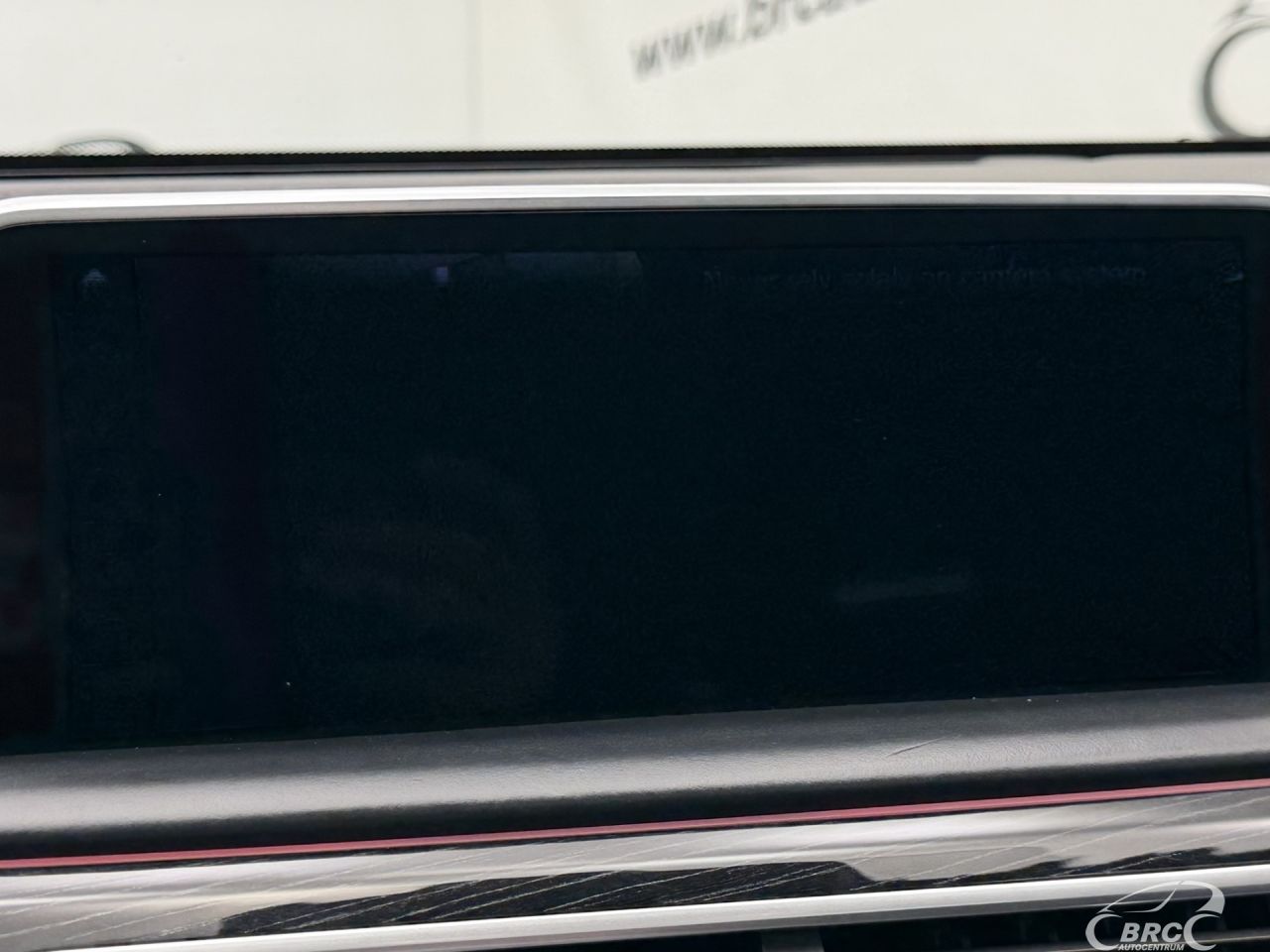 BMW 750 | 43