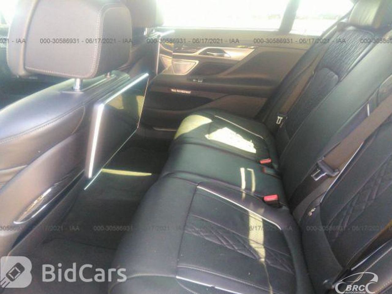 BMW 750 | 63