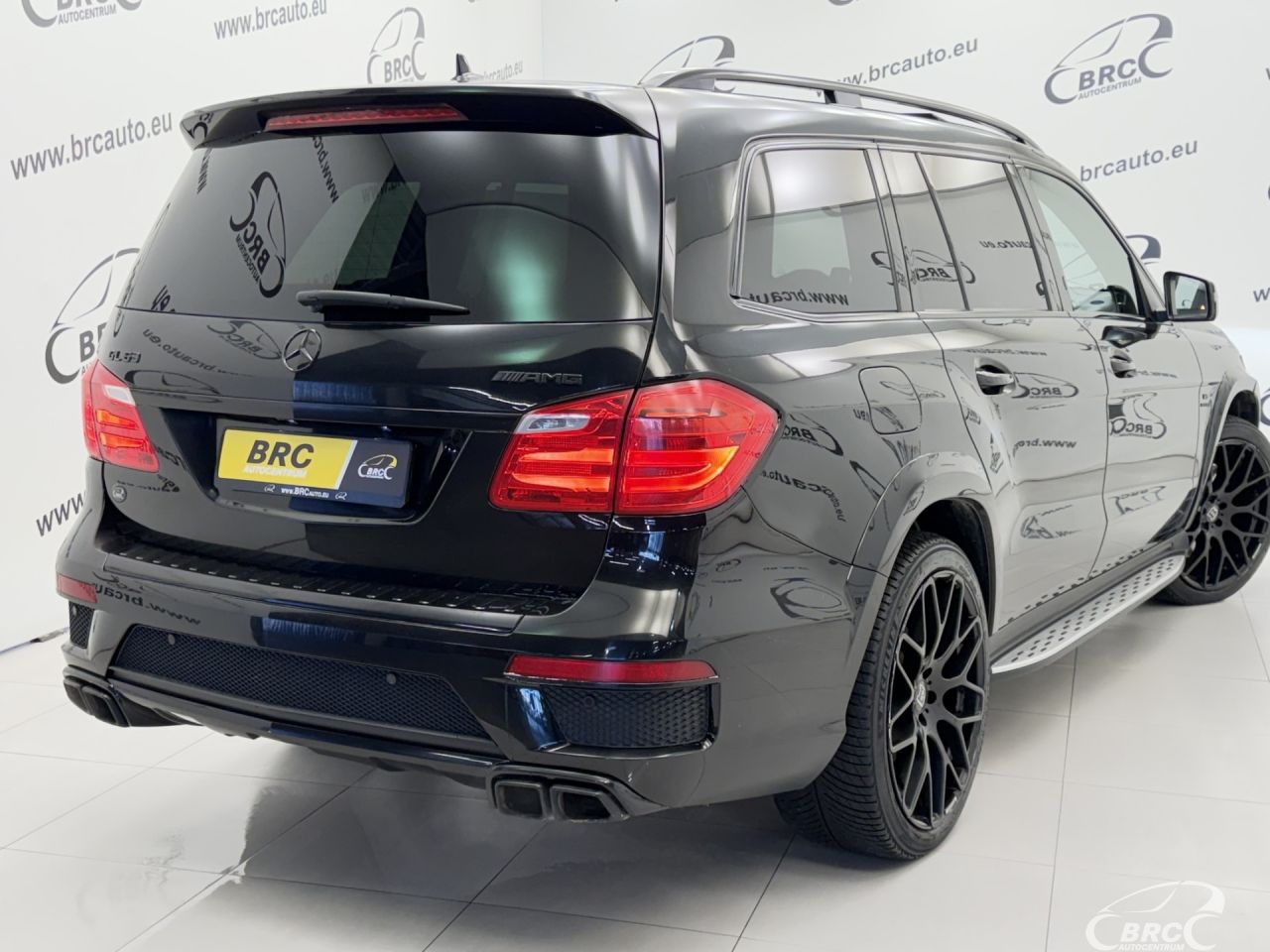 Mercedes-Benz GL63 AMG | 55
