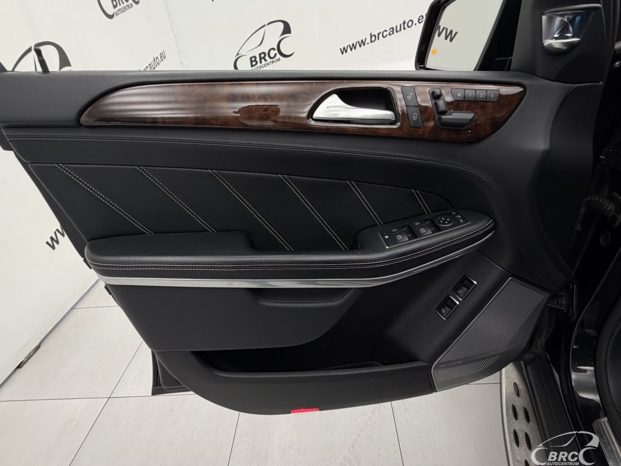 Mercedes-Benz GL63 AMG | 25