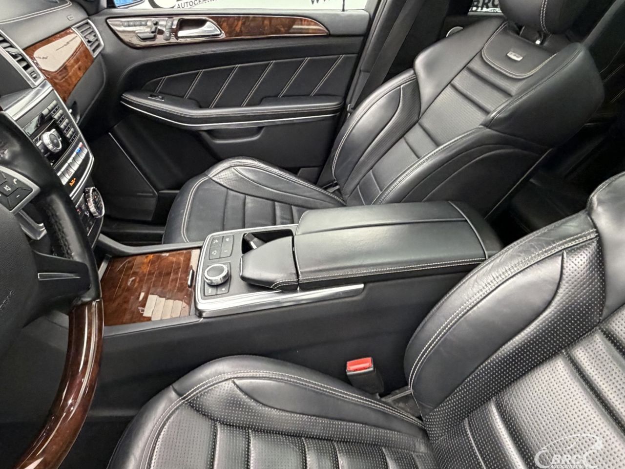 Mercedes-Benz GL63 AMG | 29
