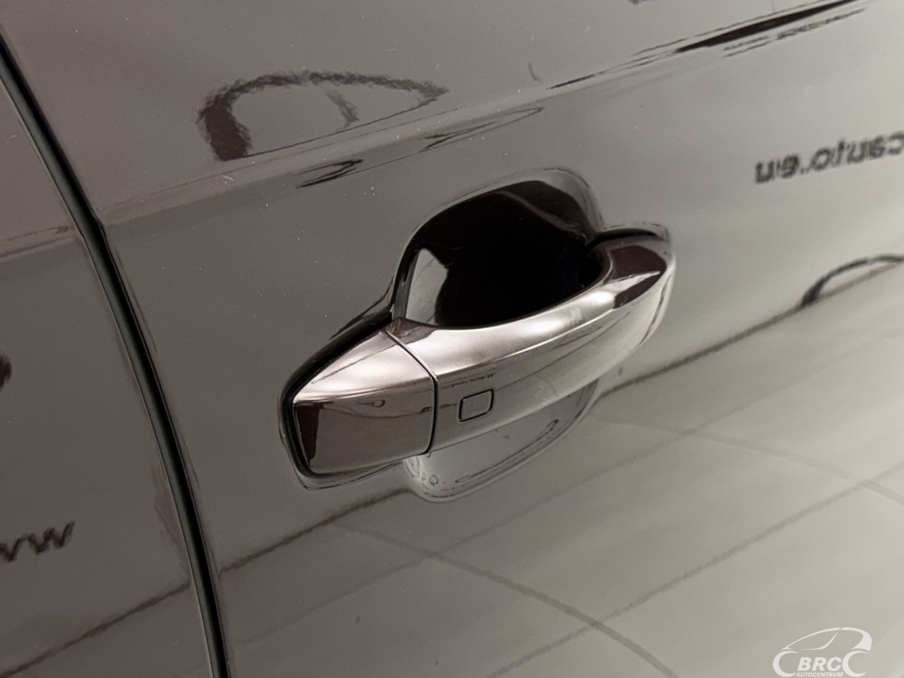 Audi Q7 | 8