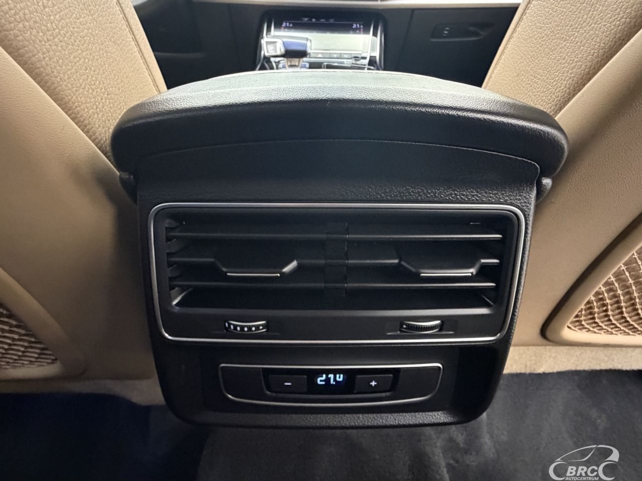 Audi Q7 | 13