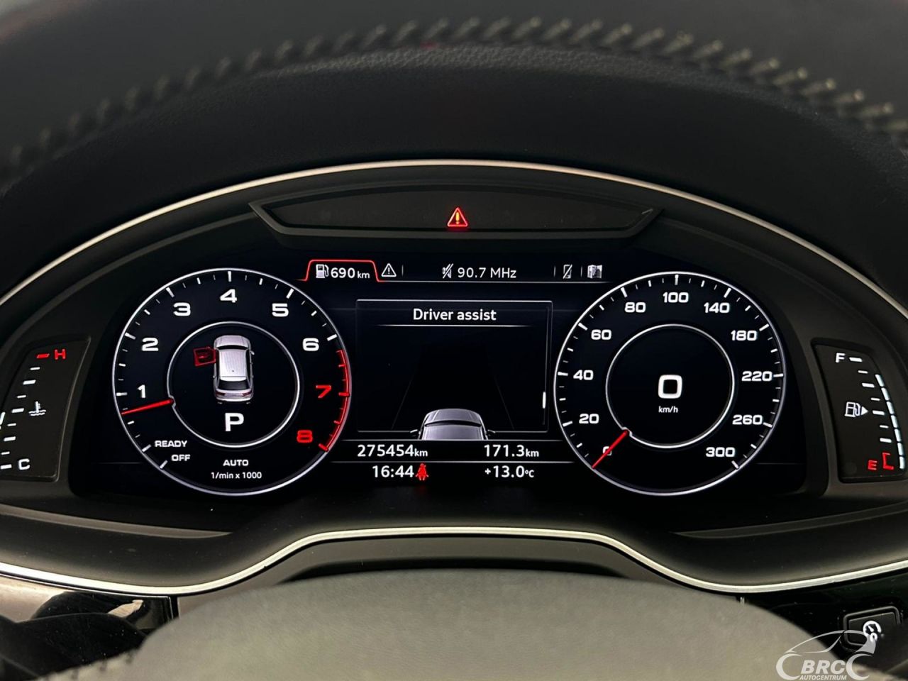 Audi Q7 | 16