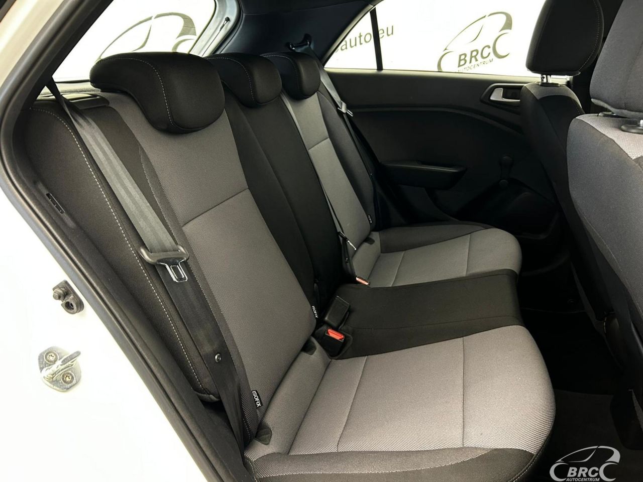 Hyundai i20 | 7