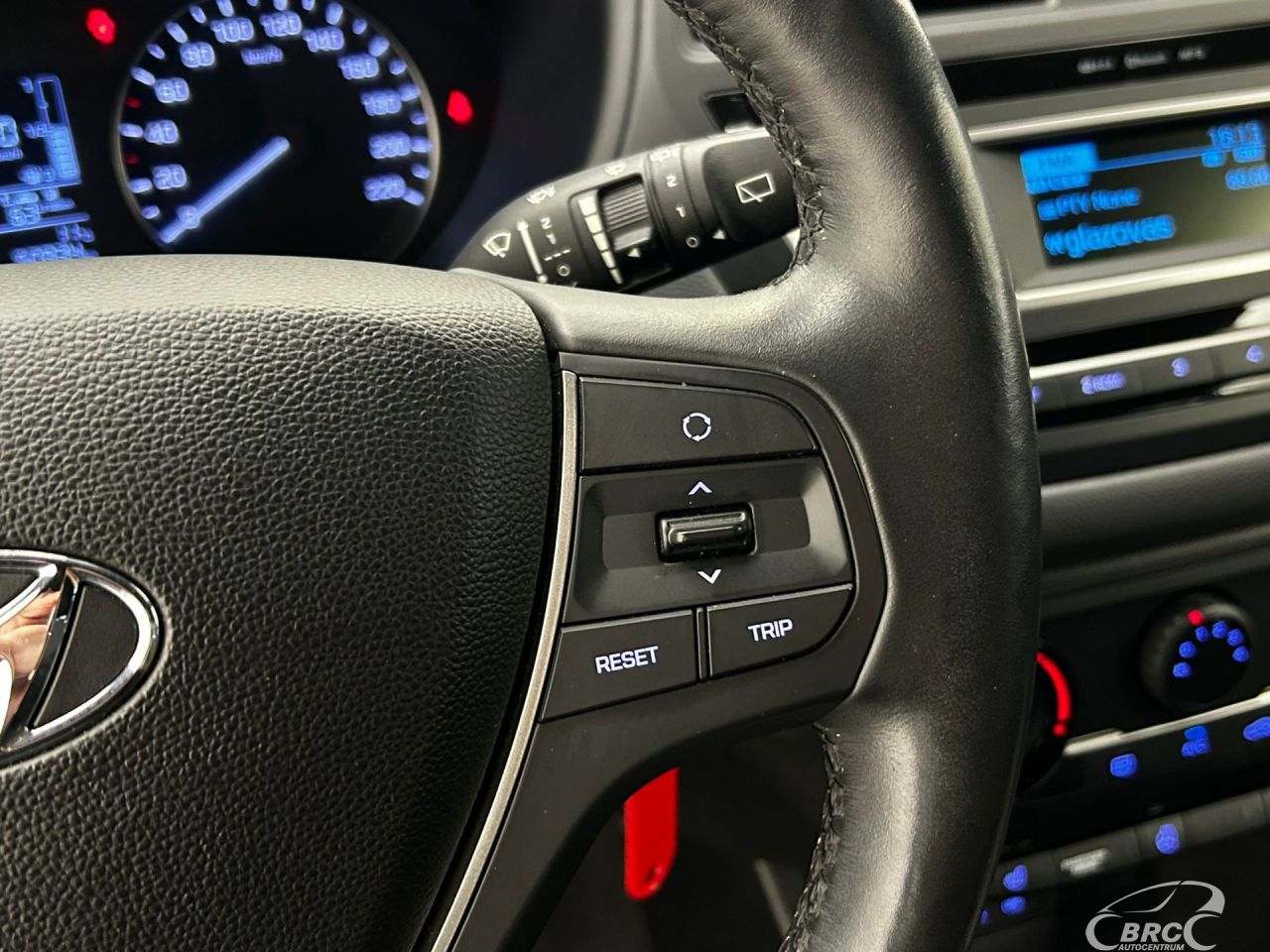 Hyundai i20 | 12
