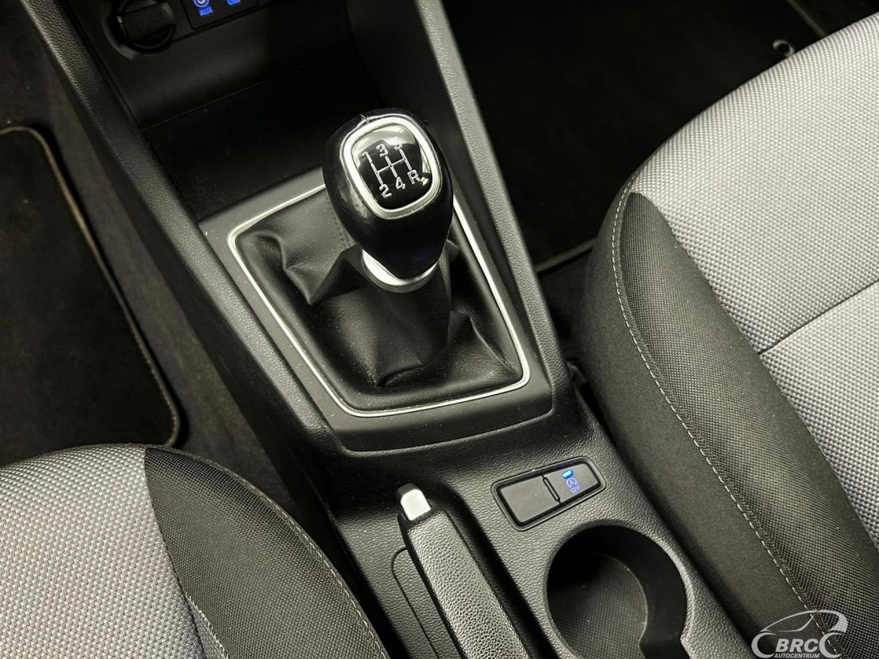 Hyundai i20 | 19