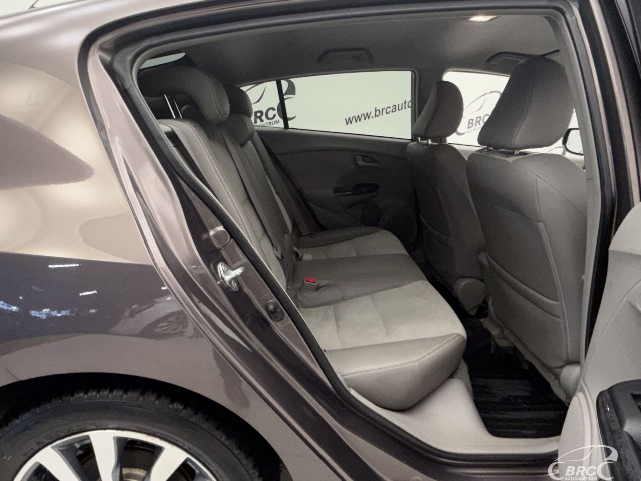Honda Insight | 8