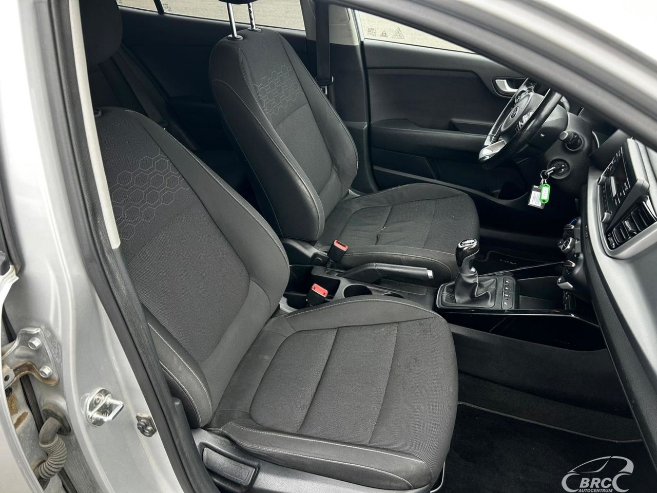 Kia Rio | 6