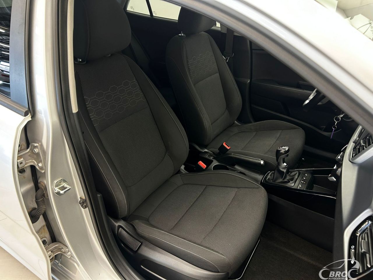 Kia Rio | 6