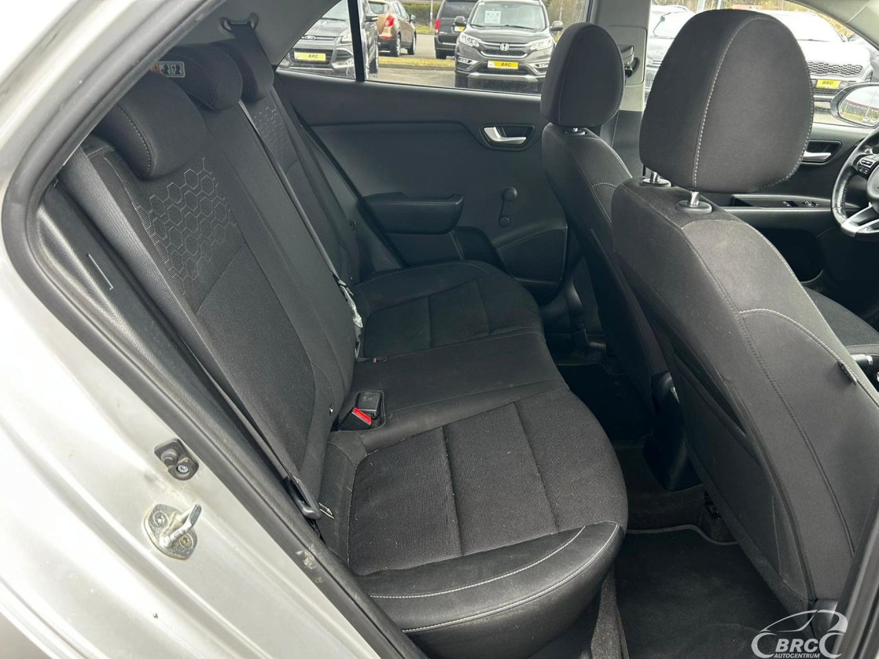 Kia Rio | 7