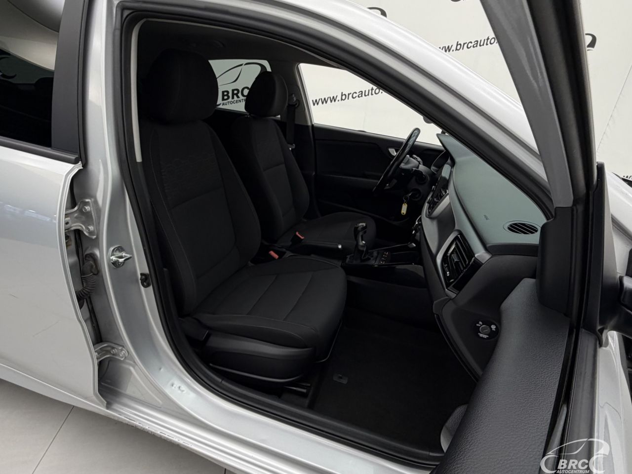 Kia Rio | 6