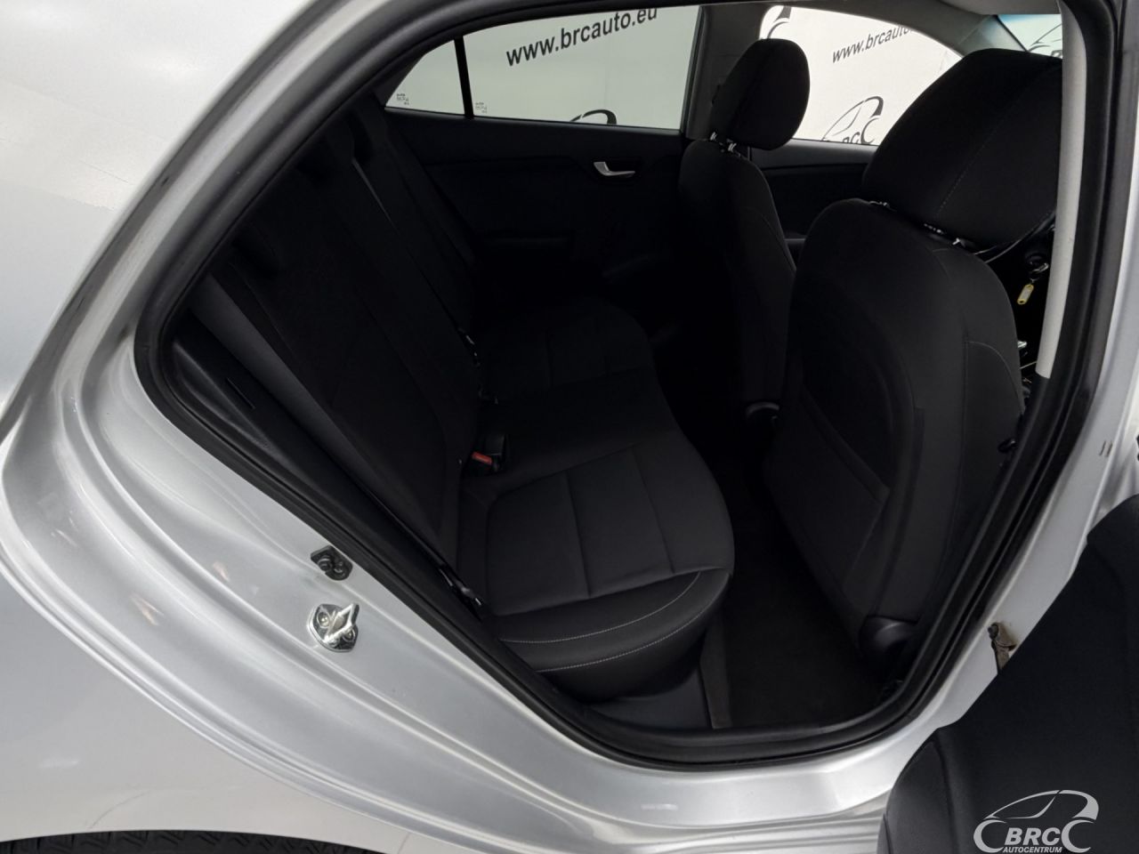 Kia Rio | 9