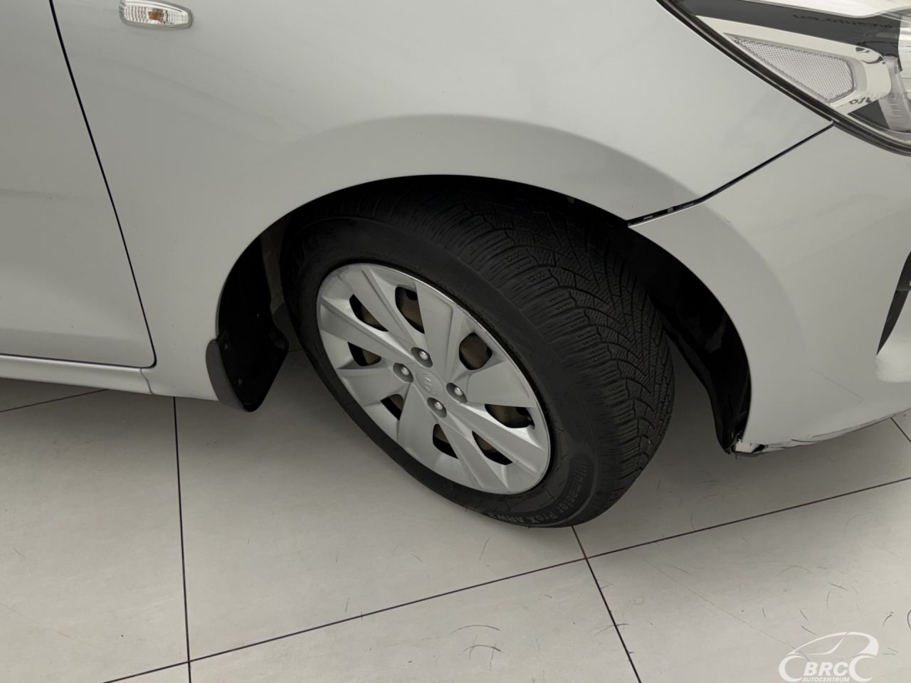 Kia Rio | 32