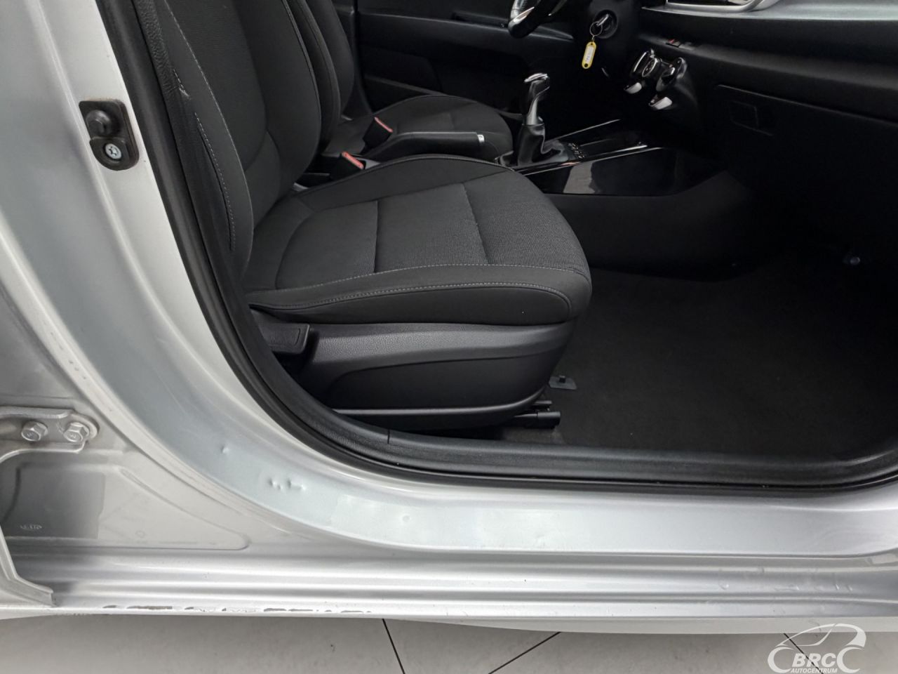 Kia Rio | 5