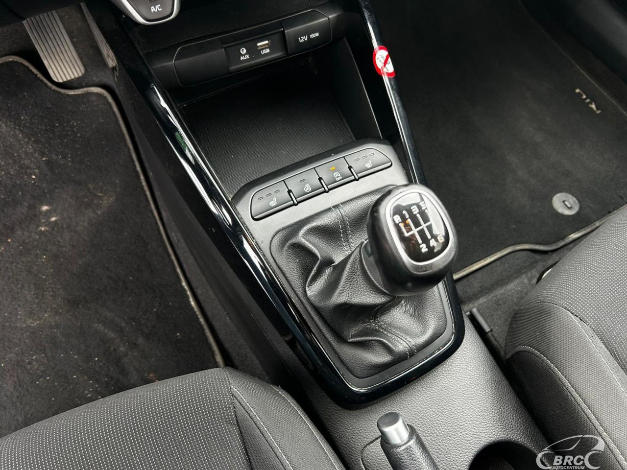 Kia Rio | 12