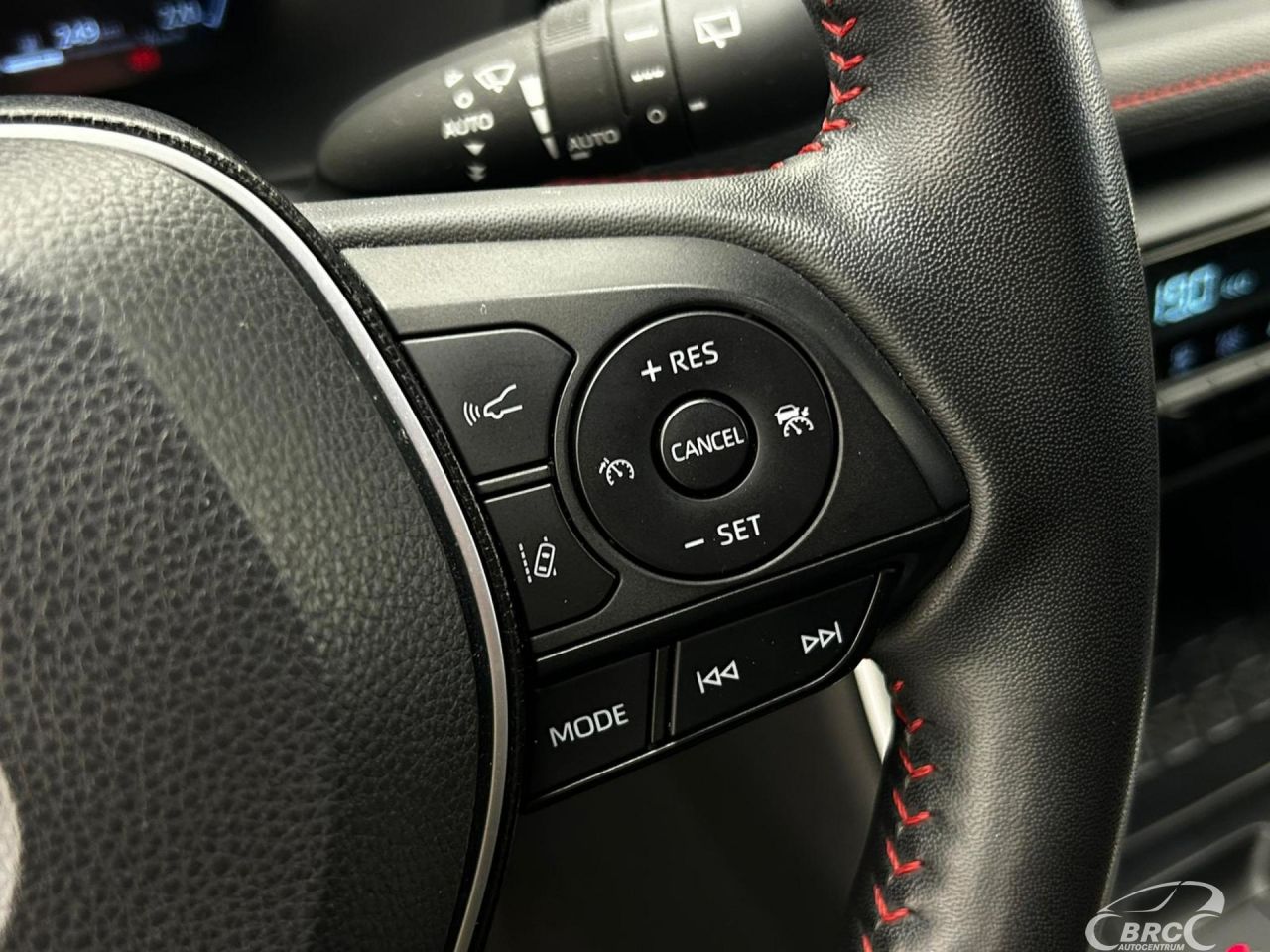 Toyota RAV4 | 13