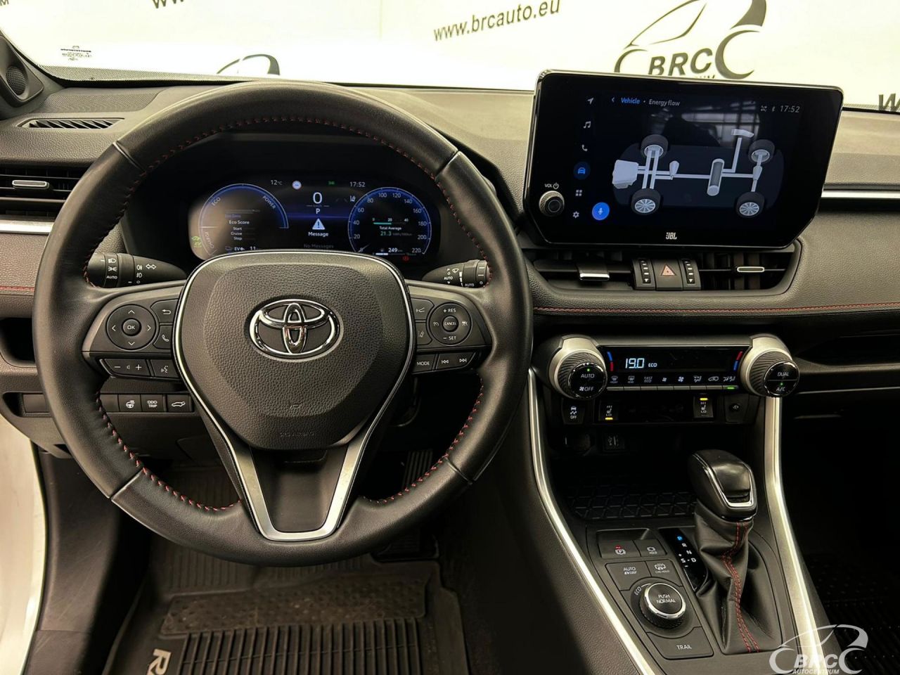 Toyota RAV4 | 11