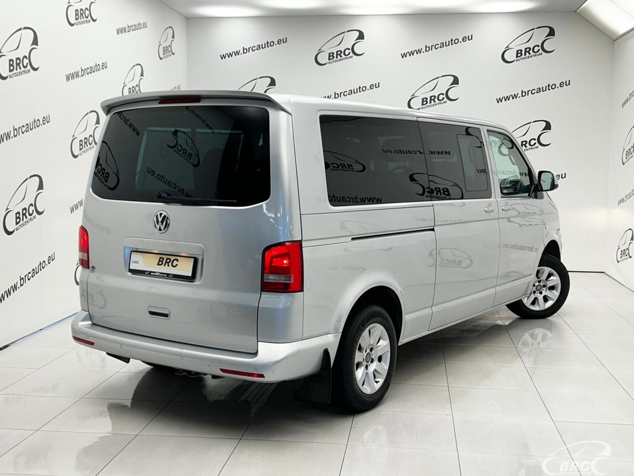 Volkswagen Caravelle | 1
