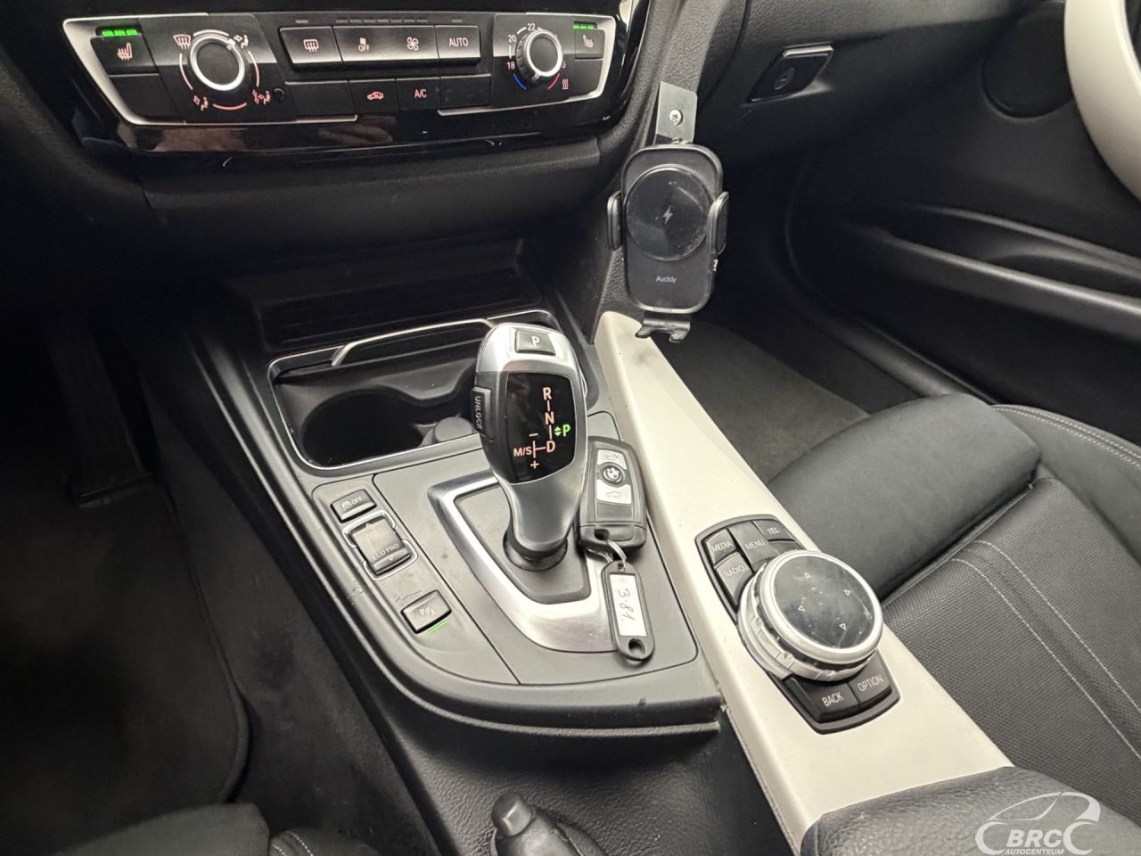 BMW 318 | 24
