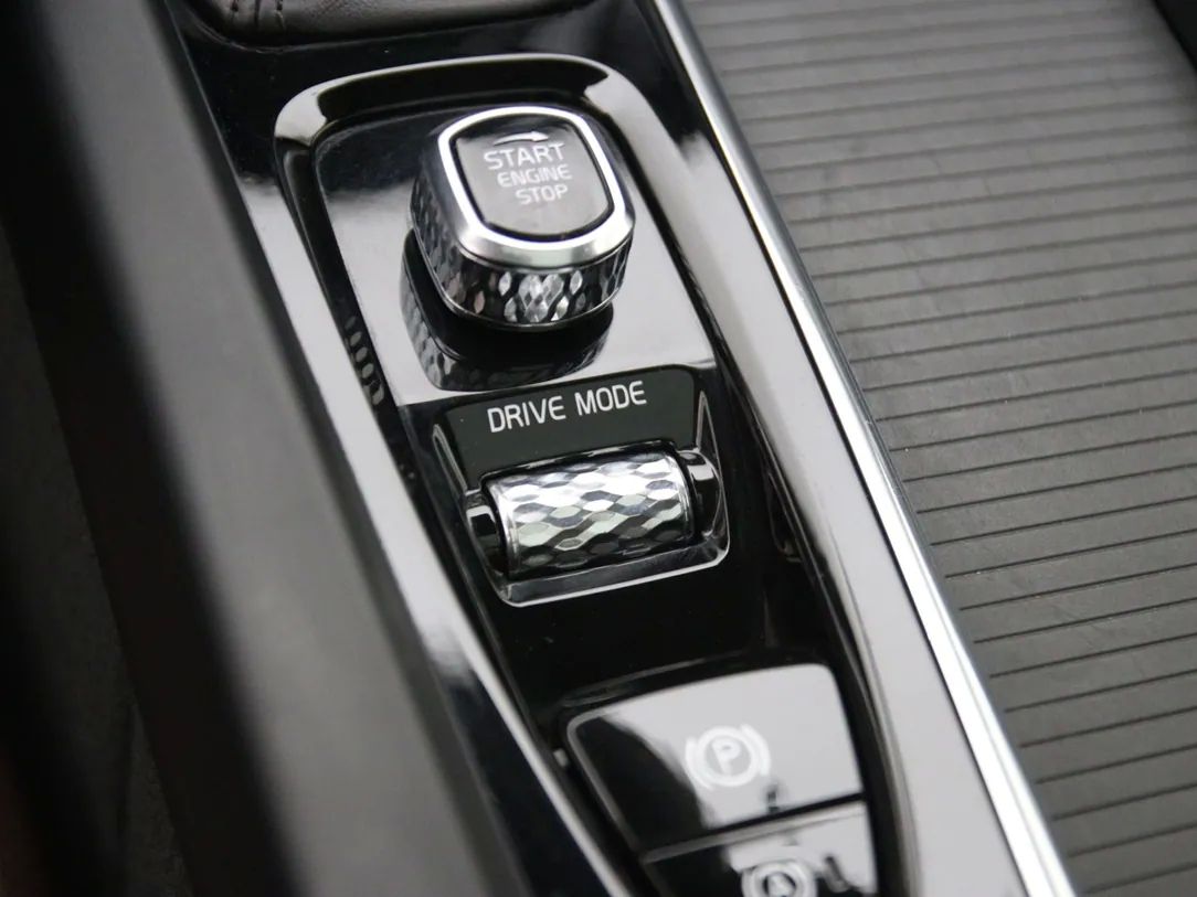 Volvo XC60 | 28