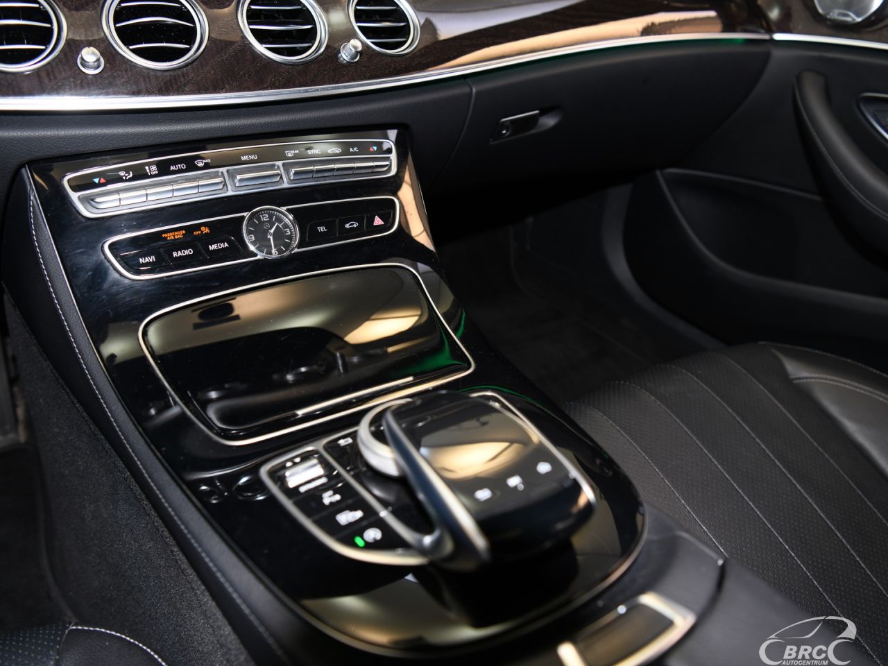 Mercedes-Benz E300 | 15