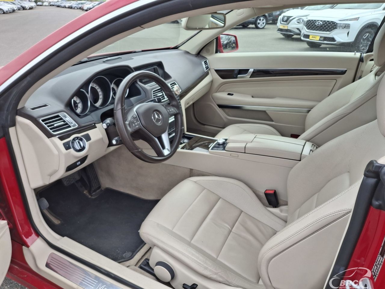 Mercedes-Benz E350 | 6