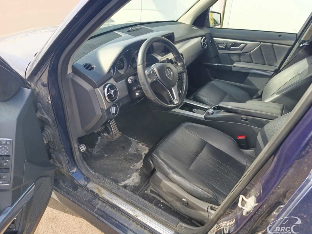 Mercedes-Benz GLK350 | 15
