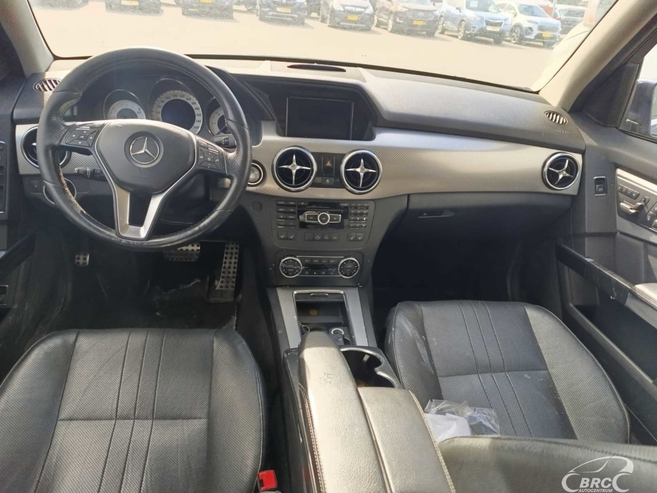 Mercedes-Benz GLK350 | 13