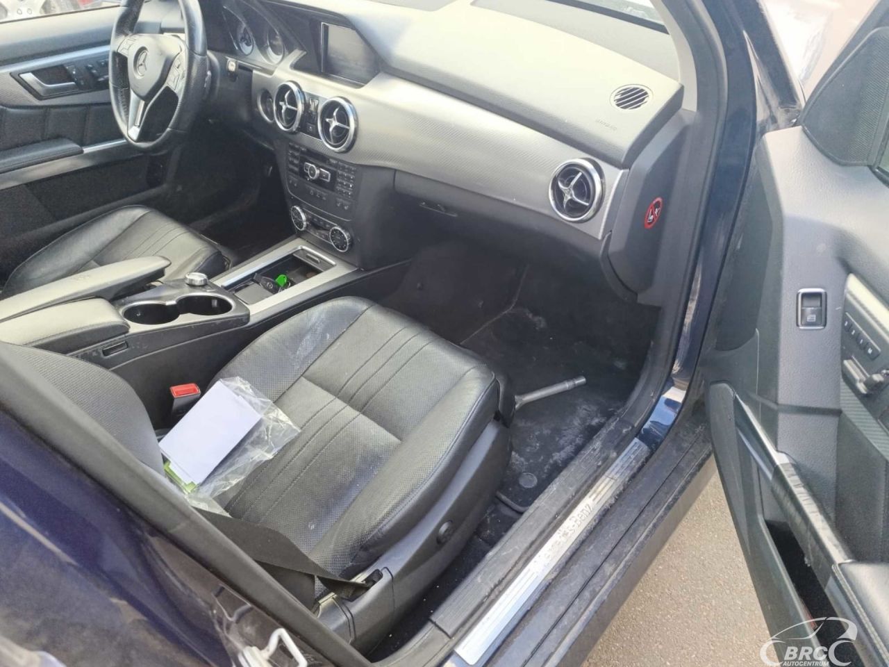 Mercedes-Benz GLK350 | 25