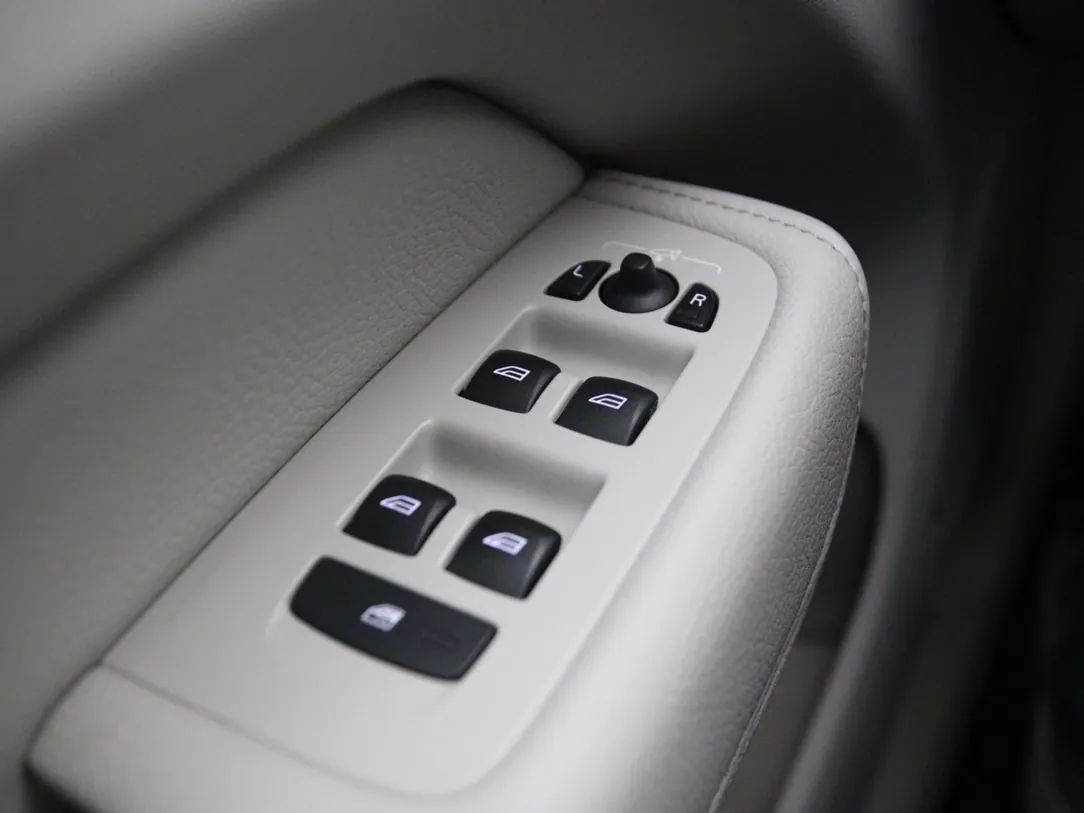Volvo XC60 | 25