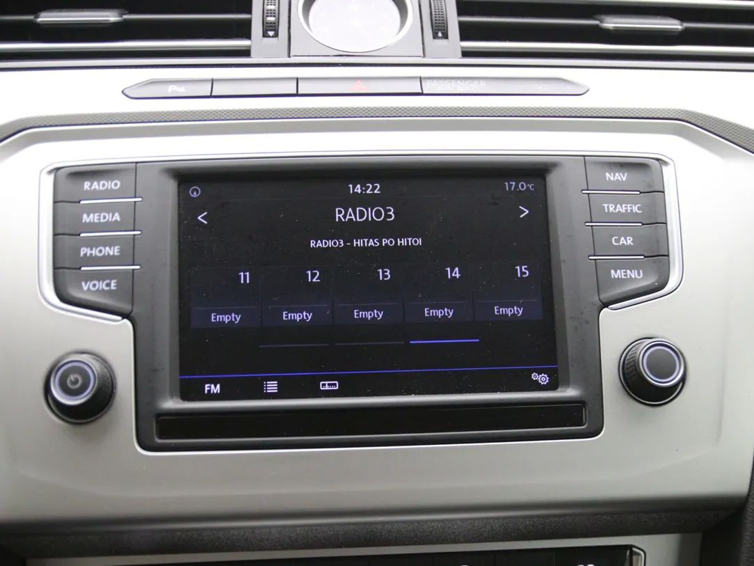 Volkswagen Passat | 21