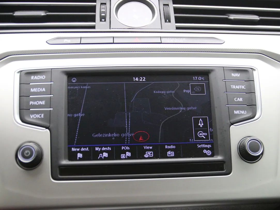 Volkswagen Passat | 23