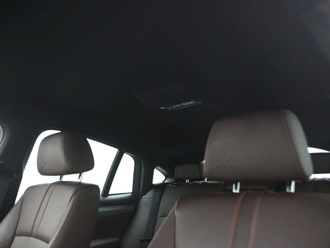 BMW X4 | 32