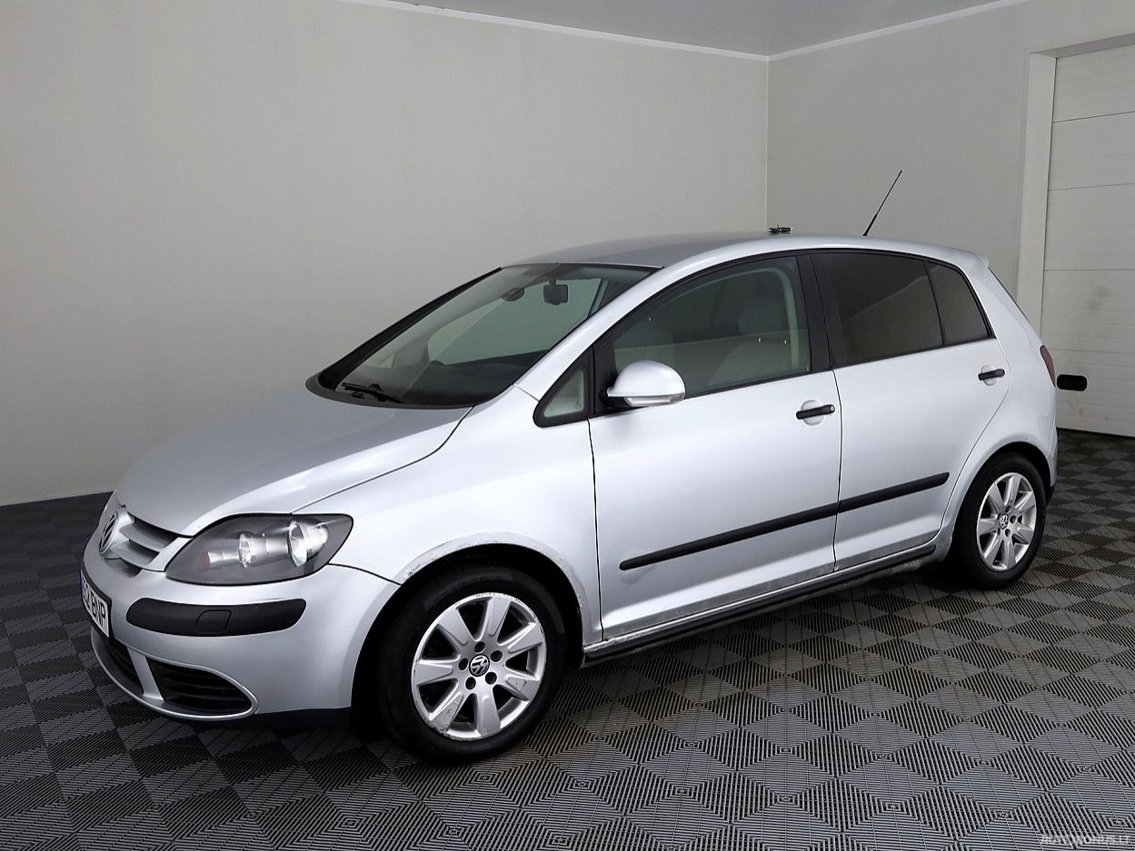 Volkswagen Golf | 1