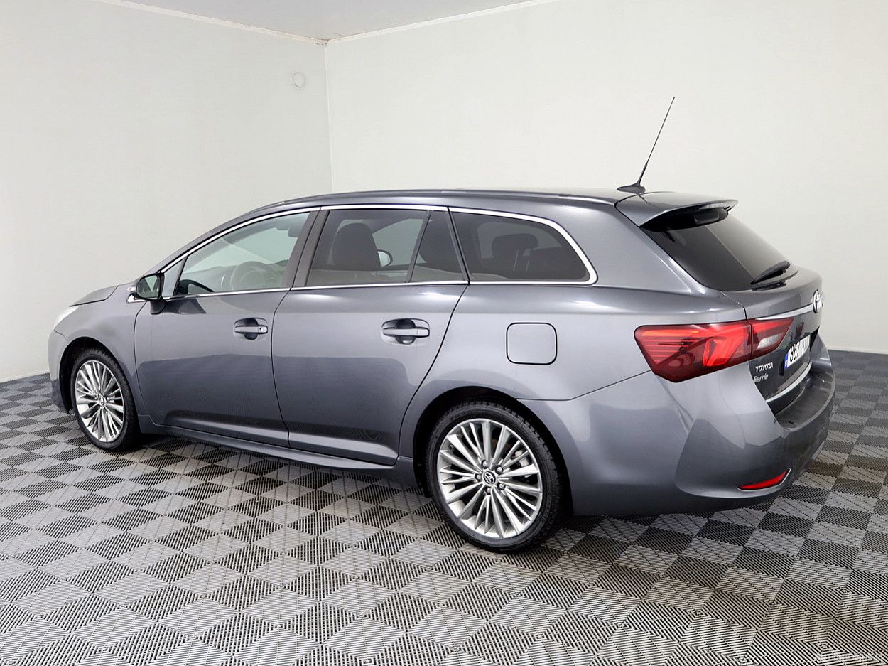 Toyota Avensis | 3