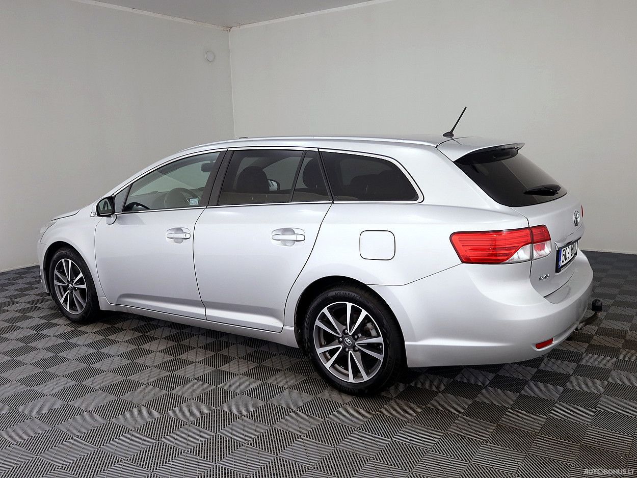 Toyota Avensis | 3
