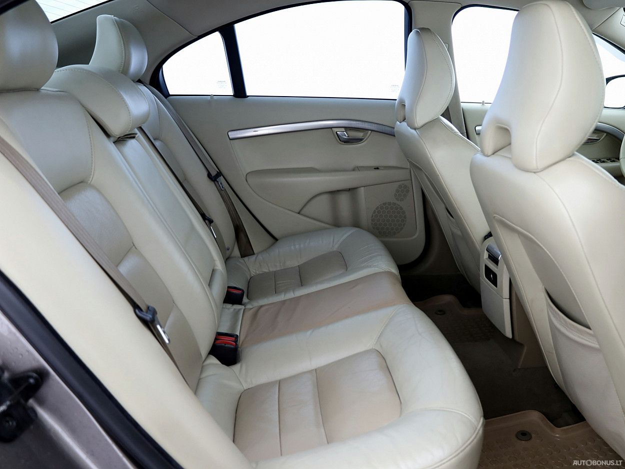 Volvo S80 | 6