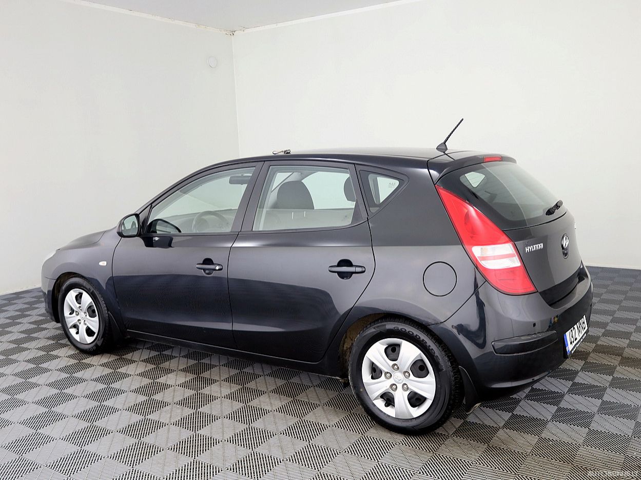 Hyundai i30 | 3