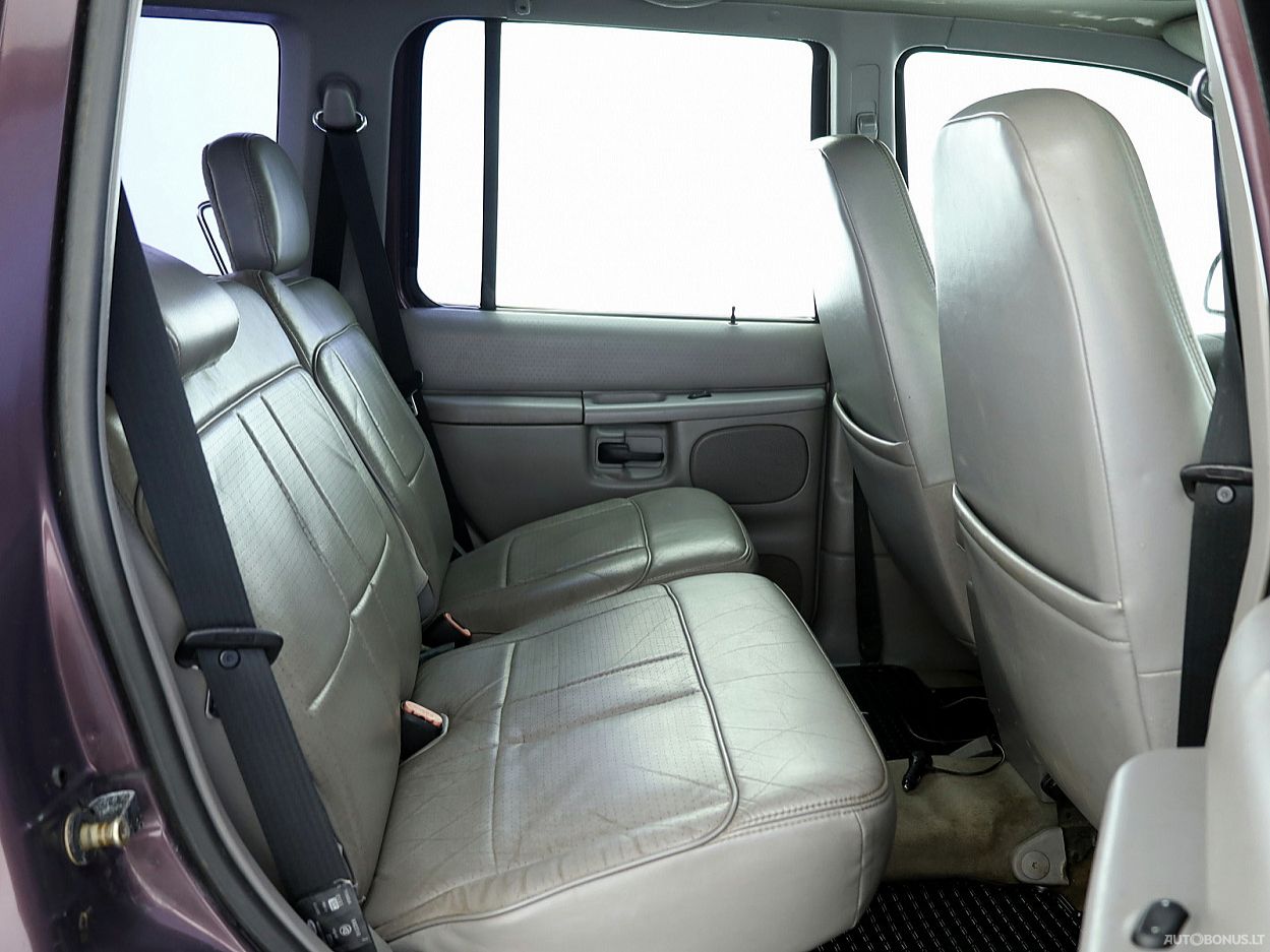 Ford Explorer | 6